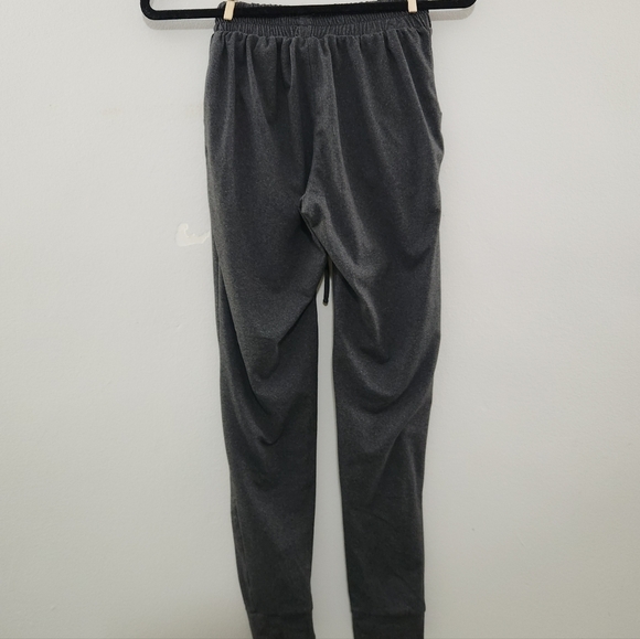 🦋 NWOT Grey Joggers - Picture 4 of 5